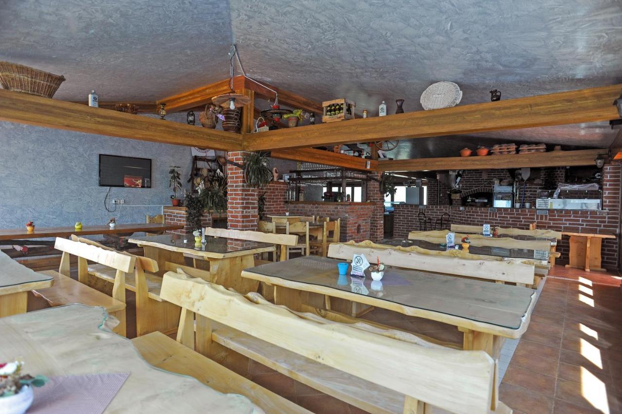 Apartmani Vila Caska Kültér fotó