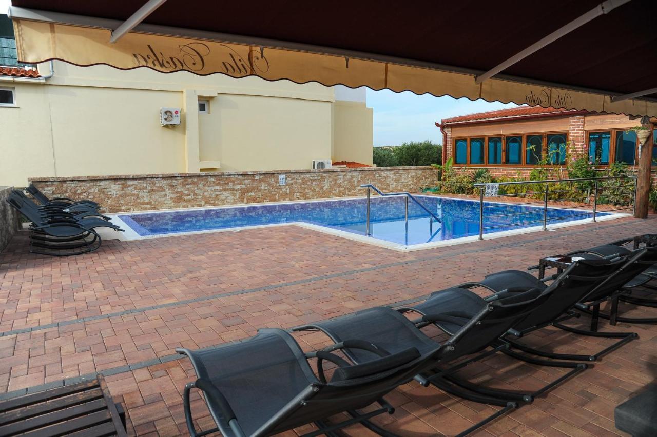 Apartmani Vila Caska Kültér fotó